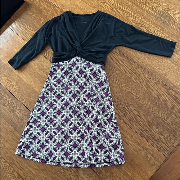 Title Nine Dress - Picture 1 of 5